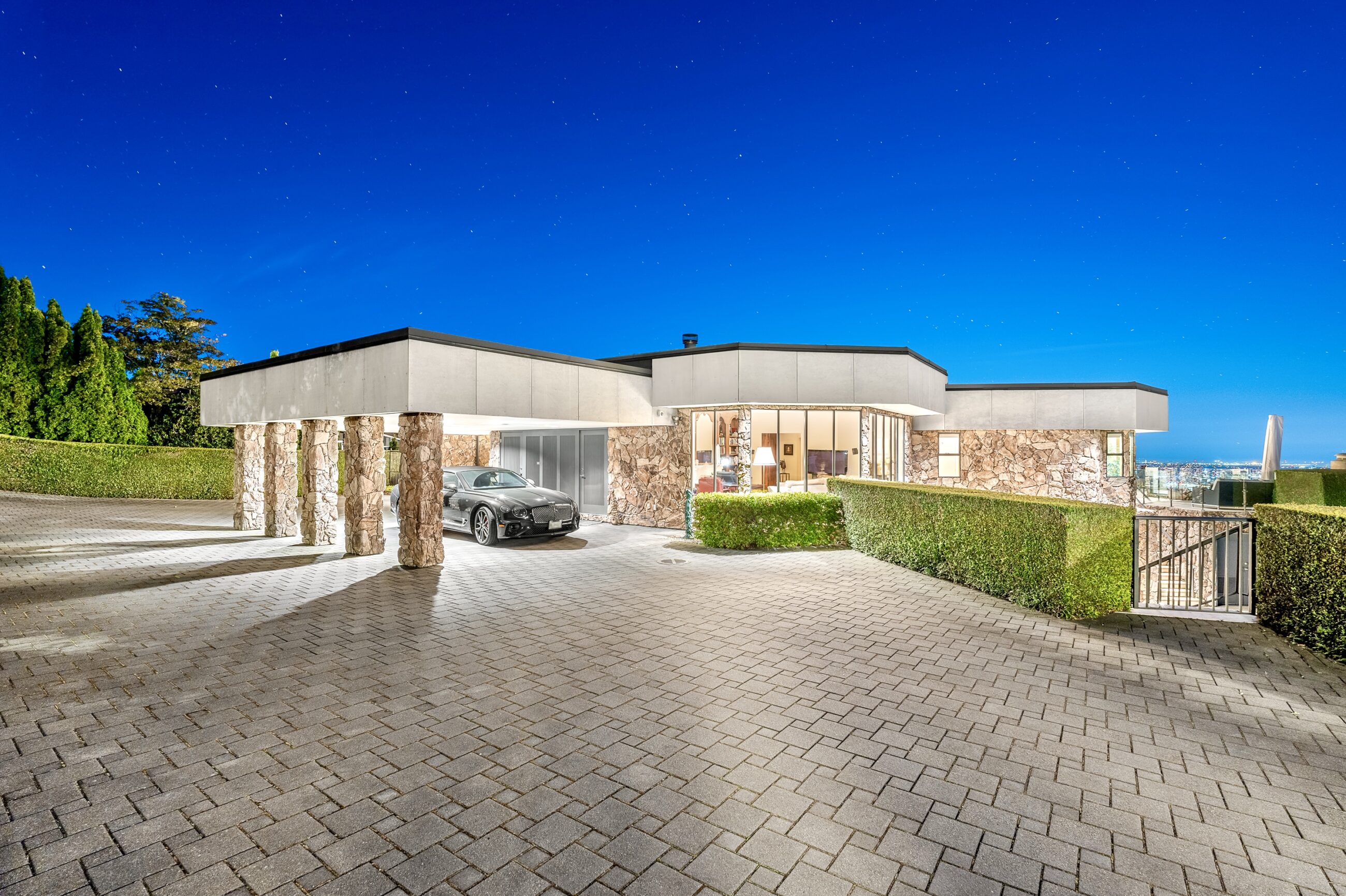 1485 Chartwell Drive